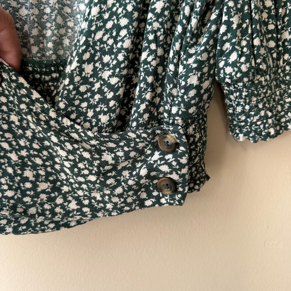 American Eagle Blouse - Picture 4 of 8